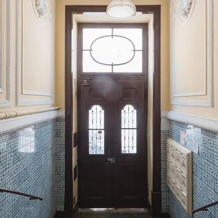 Sunny Terrace Apt, Close To Downtown! 2 Bedroom Flat Lisboa エクステリア 写真