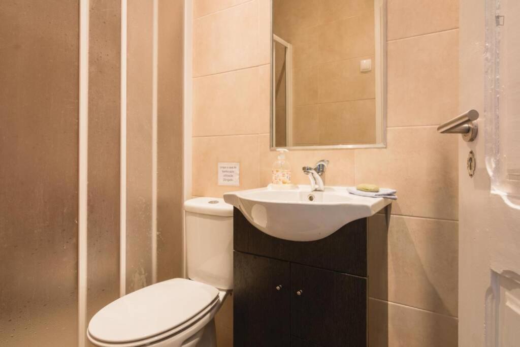 Sunny Terrace Apt, Close To Downtown! 2 Bedroom Flat Lisboa エクステリア 写真