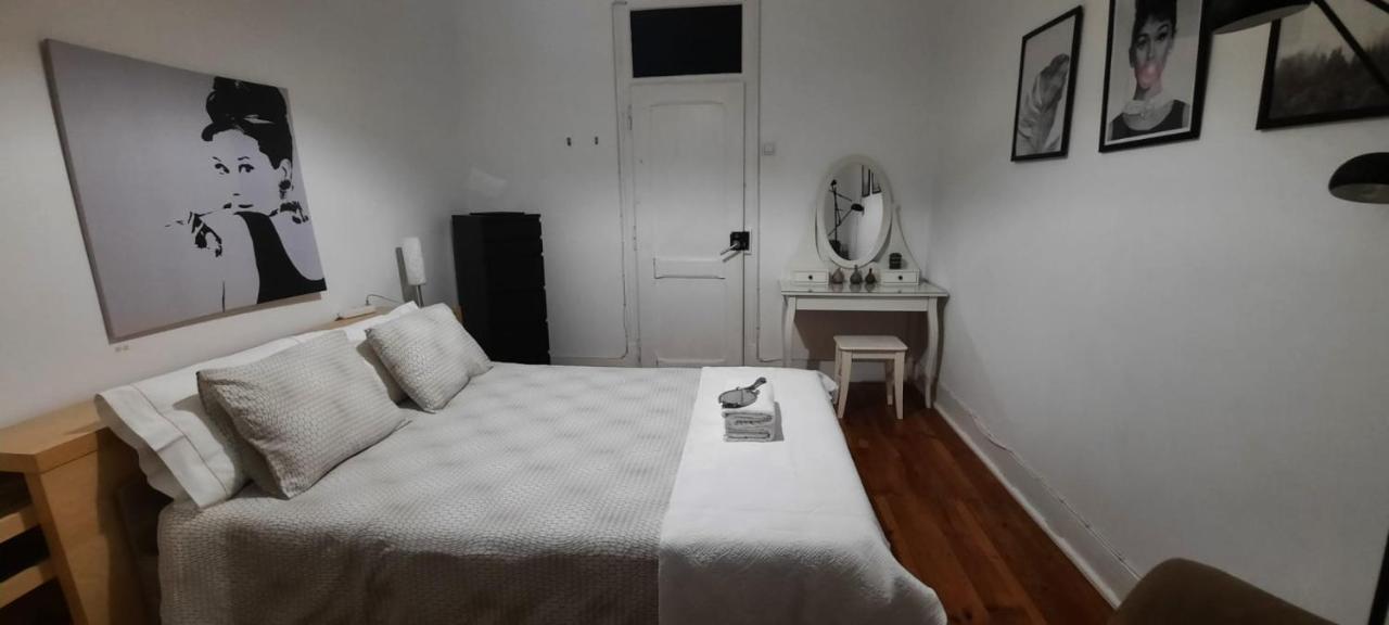 Sunny Terrace Apt, Close To Downtown! 2 Bedroom Flat Lisboa エクステリア 写真