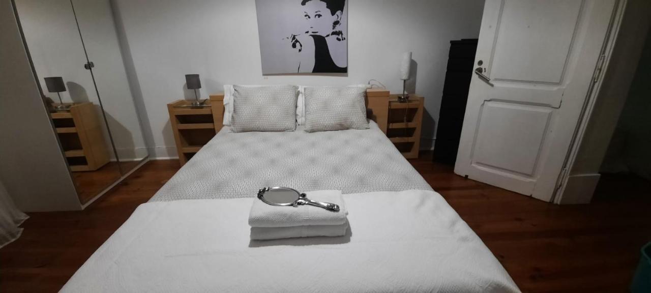 Sunny Terrace Apt, Close To Downtown! 2 Bedroom Flat Lisboa エクステリア 写真