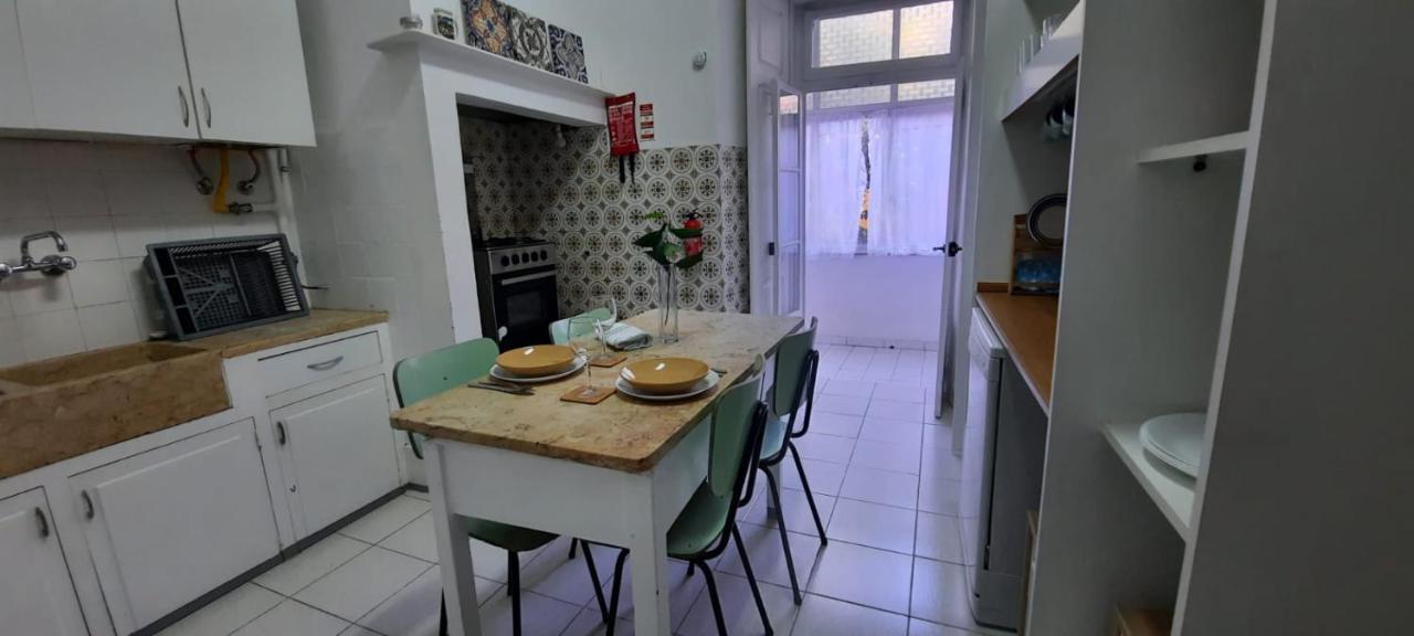 Sunny Terrace Apt, Close To Downtown! 2 Bedroom Flat Lisboa エクステリア 写真