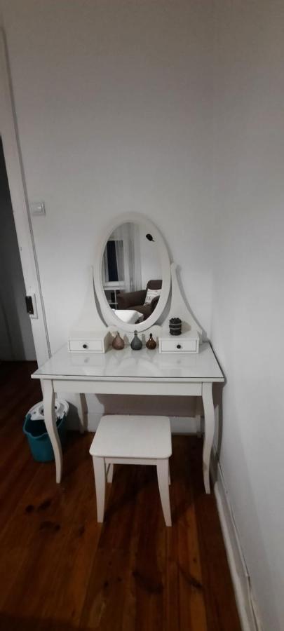 Sunny Terrace Apt, Close To Downtown! 2 Bedroom Flat Lisboa エクステリア 写真