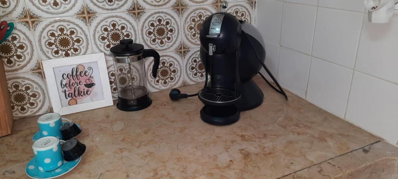 Sunny Terrace Apt, Close To Downtown! 2 Bedroom Flat Lisboa エクステリア 写真
